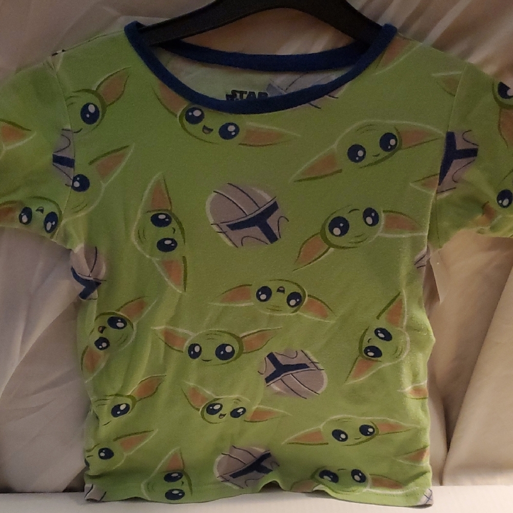 Star Wars Blue and Green Pajama Top